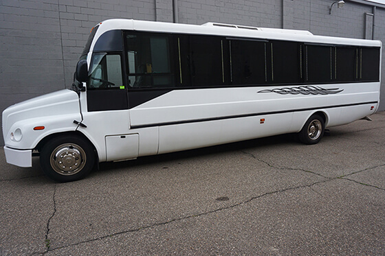 Limo Bus 40 Passengers